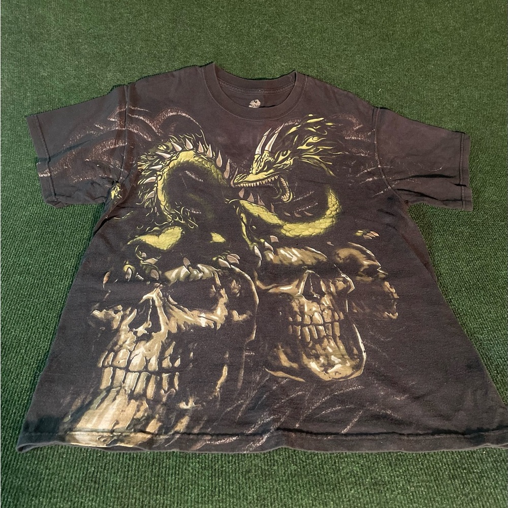 Y2K/00’s Fruit of the Loom Black and Gold Dragon Skull Skater T-Shirt